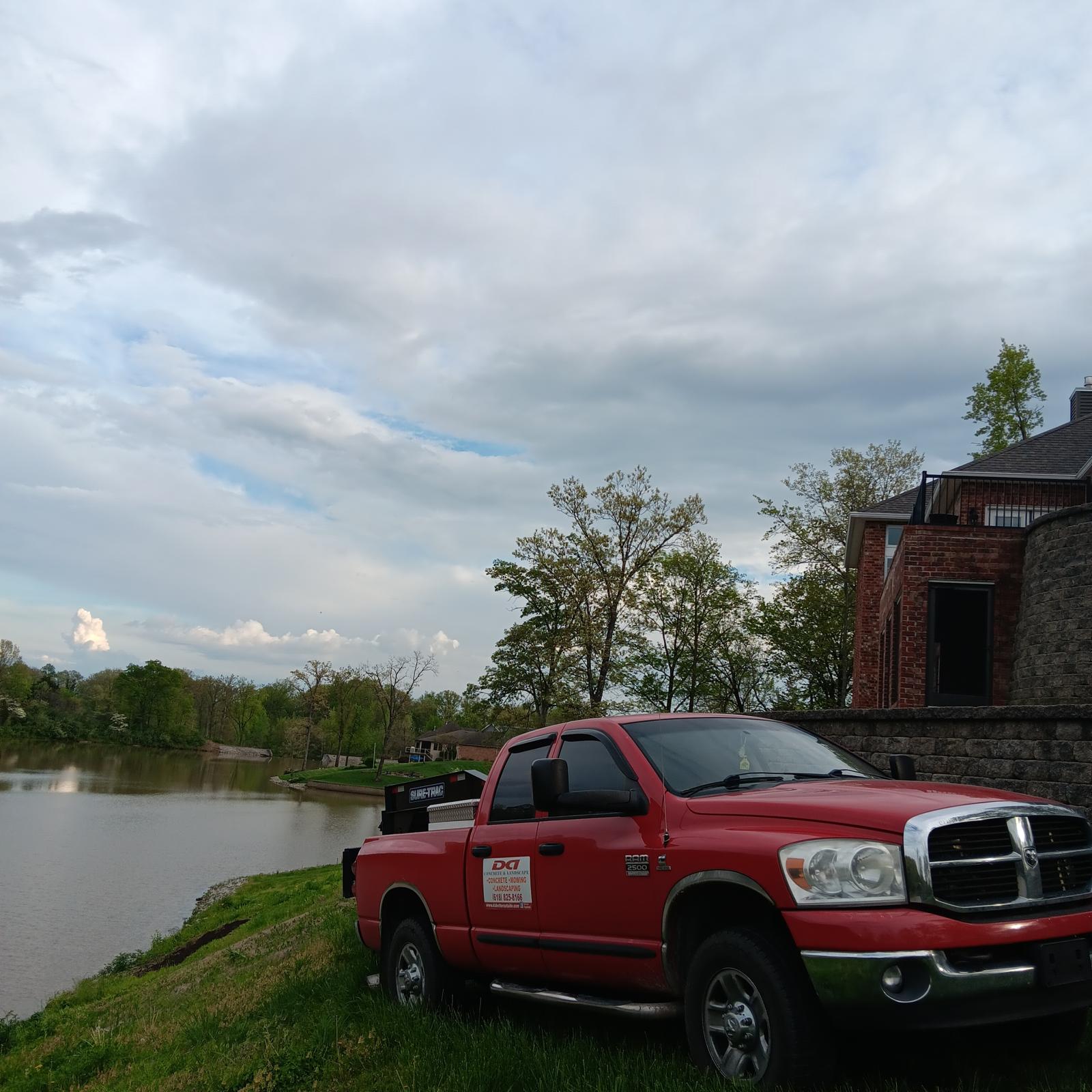 About DA Concrete & Landscape LLC